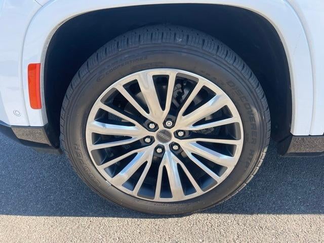 2023 Jeep Grand Wagoneer L Series III