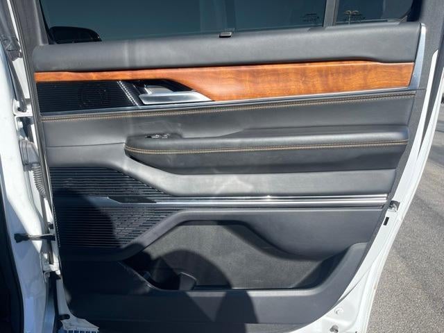 2023 Jeep Grand Wagoneer L Series III