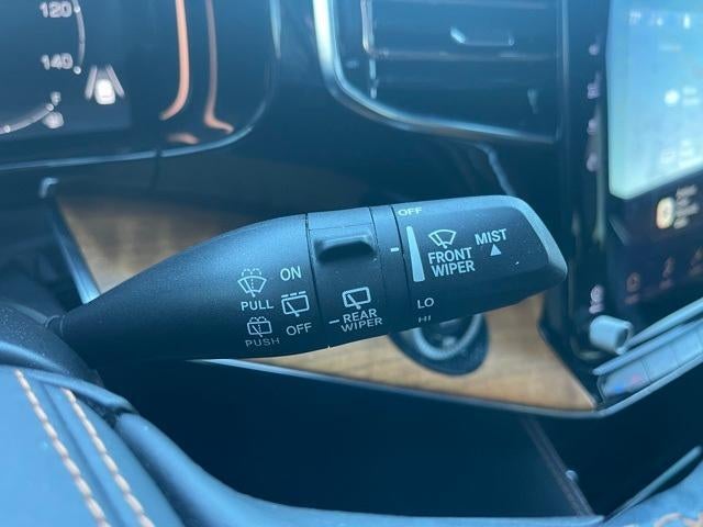 2023 Jeep Grand Wagoneer L Series III