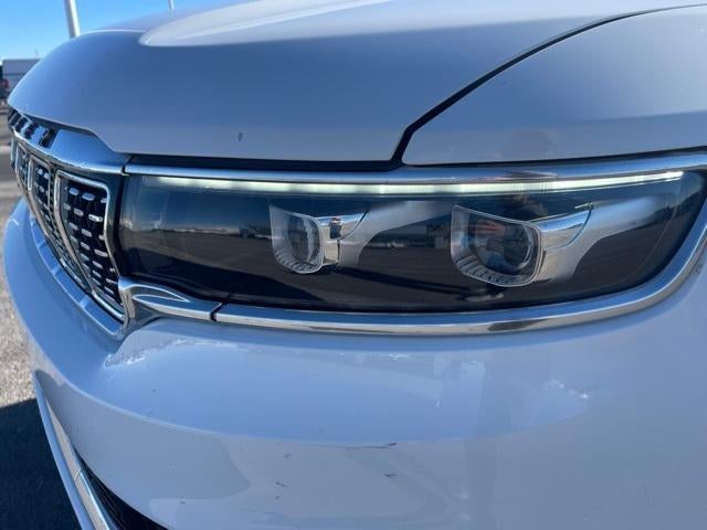 2023 Jeep Grand Wagoneer L Series III