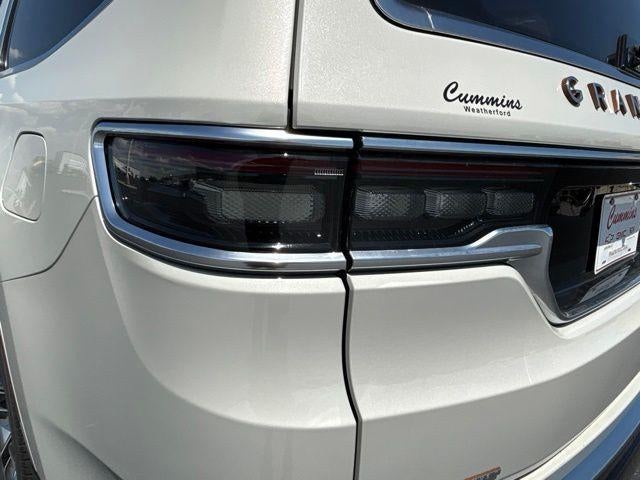 2022 Jeep Grand Wagoneer Series III