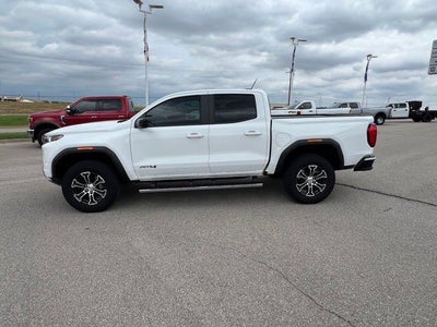 2024 GMC Canyon AT4