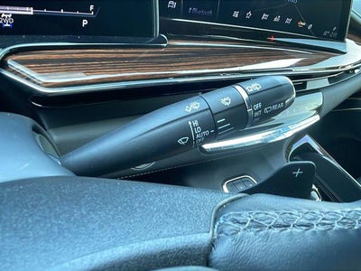 2023 Cadillac Escalade ESV Premium Luxury