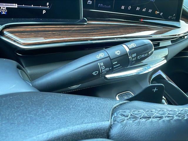 2023 Cadillac Escalade ESV Premium Luxury