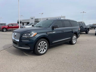 2024 Lincoln Navigator Premiere