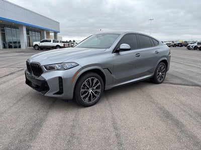 2025 BMW X6 xDrive40i