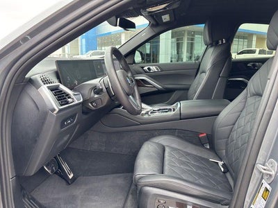 2025 BMW X6 xDrive40i