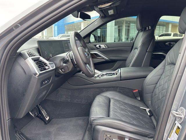 2025 BMW X6 xDrive40i